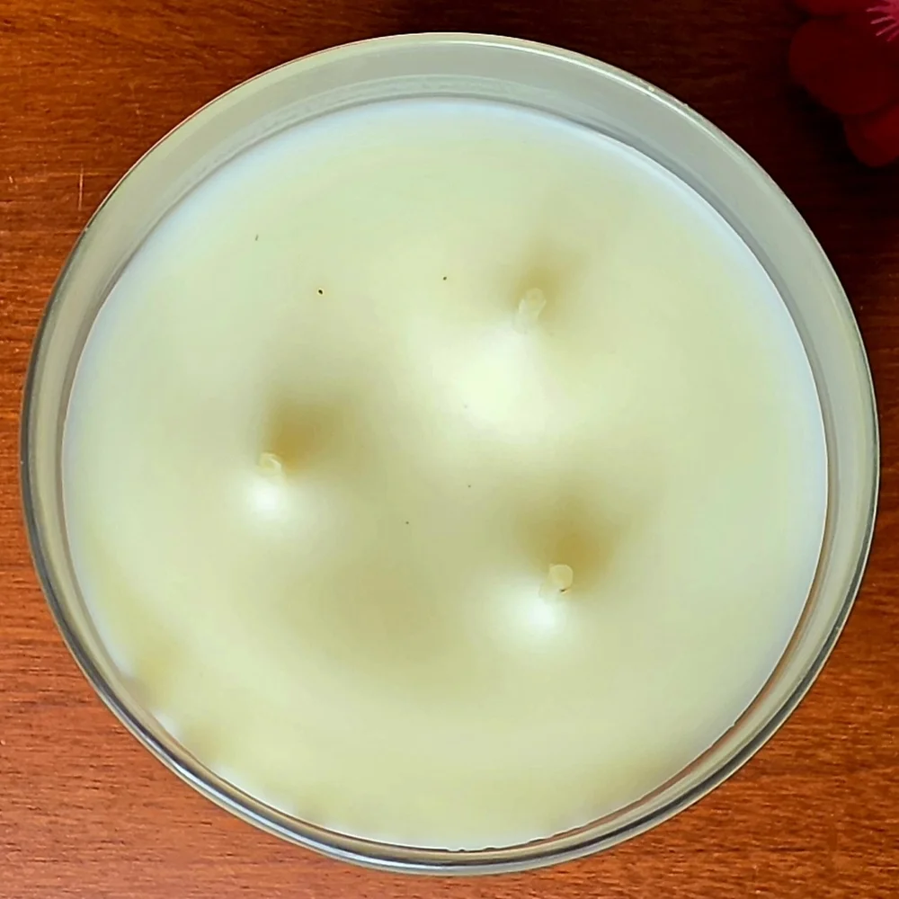 Bath & Body Works Strawberry Strudel 3-Wick Candle - Picture 2 of 4